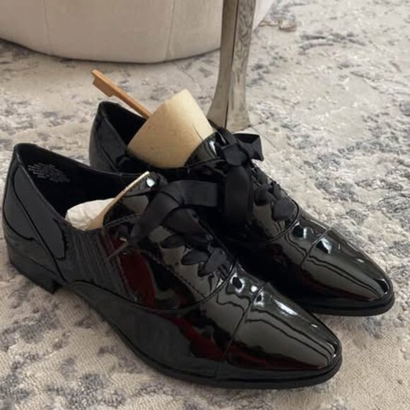 Black Nine West Shoes, Size 6 - Picture 3 of 3